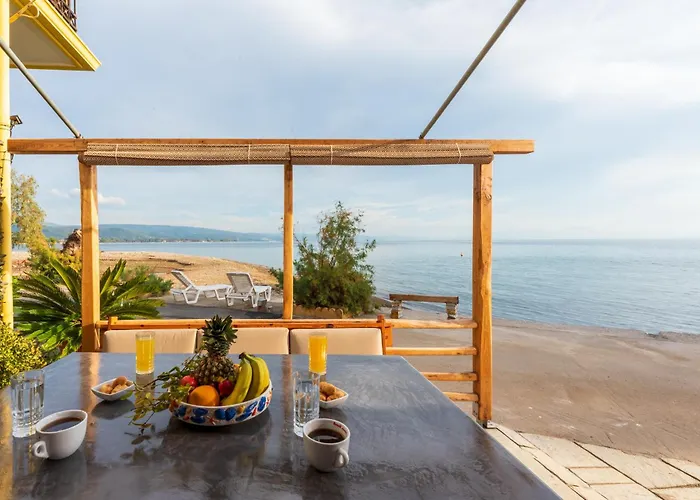 The Sea Front Fisherman\'S House